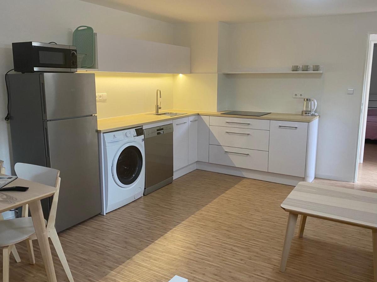 Red Travel Apartment Dvůr Králové nad Labem Εξωτερικό φωτογραφία